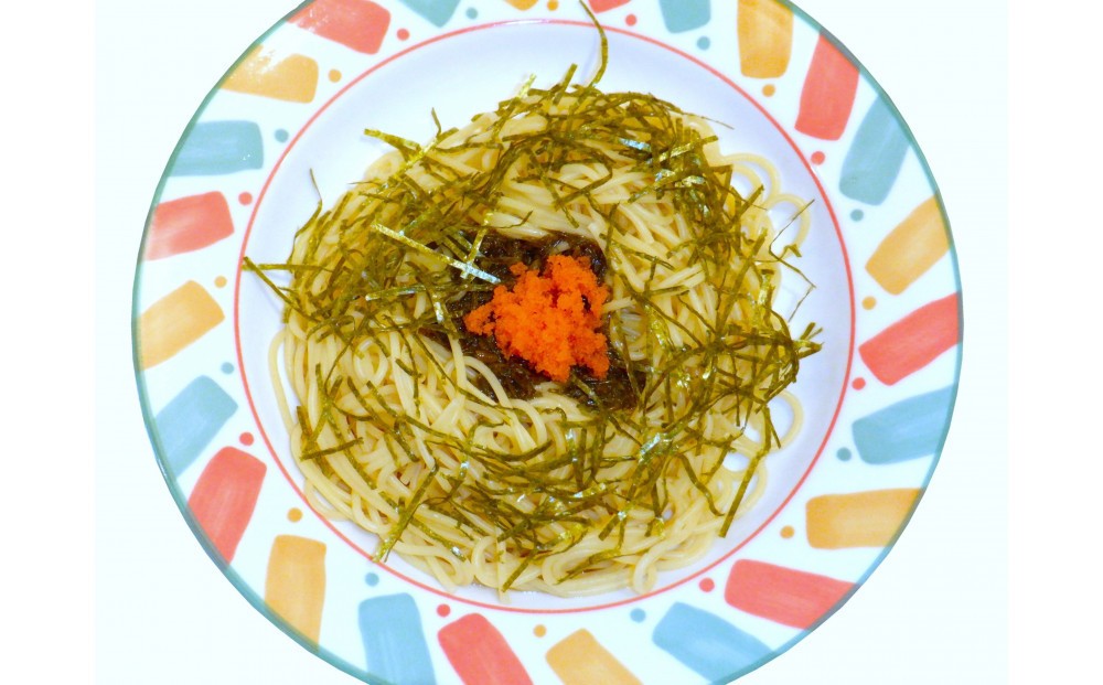 
                  神の海藻パスタ (冷凍パスタ・パスタソース×4食)
                