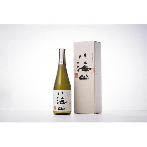 越後の名酒「八海山」 大吟醸 八海山 浩和蔵仕込【四合瓶720ml】