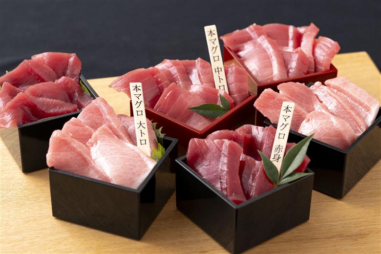 [A121p］長崎県産本まぐろ(大トロ･中トロ･赤身)600g以上