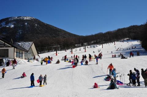 湯の丸スキー場　小学生シーズン券◇リフト券2023-24シーズン