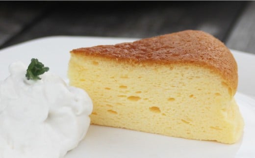 蒜山高原チーズケーキ（スフレ） / 岡山県 蒜山 真庭 蒜山ジャージー牛乳 チーズケーキ ケーキ スフレ クリームチーズ お土産 手土産 贈り物 プレゼント 【配送不可地域：北海道／沖縄県／離島】 n