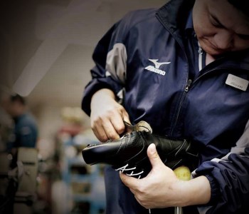 AO11　ミズノランニングシューズ【レッド×パールホワイト2E】 　【 ジョギング ランニング マラソン シューズ 靴 ミズノ mizuno オーダー 日本製 スニーカー 】