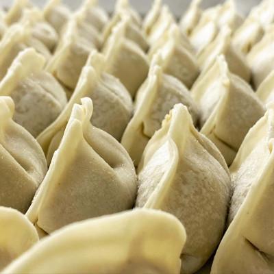 ふるさと納税 茨木市 【大阪産(もん)名品】雁飯店の生餃子(冷凍)96個餃子(たれなし) |  | 03