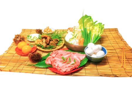 【4等級以上】黒毛和牛 近江牛 モモ すきやき・しゃぶしゃぶ用【 300g】 【BM10SM】
