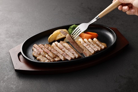 牛肉 ステーキ 黒樺牛 A4～A5等級 肉厚 サーロイン 300g×2 計600g