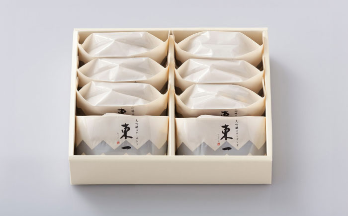 【佐賀県の銘酒東一大吟醸を使用】東一バターサンド 8個入り / 佐賀県 / シェ・ヤマモト [41AAAE001]
