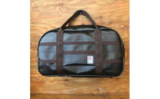 11-62BK　【SUWAプレミアム】FIRE HOSE PRODUCTS　ボストンバック　ブラック（L）（パイピングカラー：黒）／信州諏訪ガラスの里