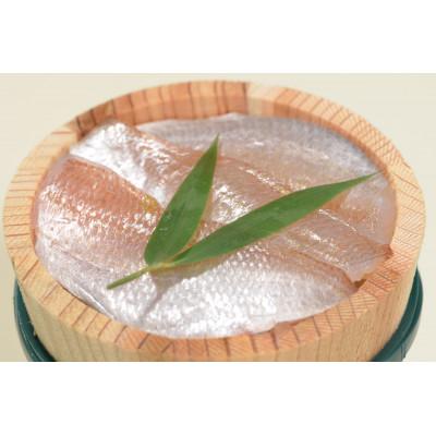ふるさと納税 小浜市 熟成時冷蔵お届け小鯛笹漬け180g1個箱入り・GI取得の優れもの |  | 03