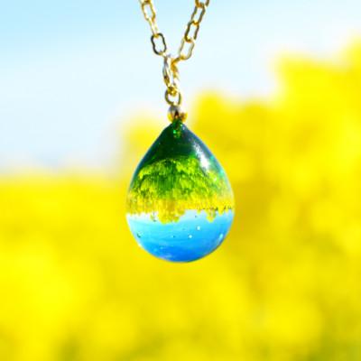 ふるさと納税 長沼町 【Soukore】ガラスアクセサリー・菜の花と空・ネックレス |  | 01