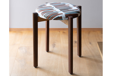 BEB-1（座面：トショカン（茶）ｘ脚部：ウォルナット）muniスツール