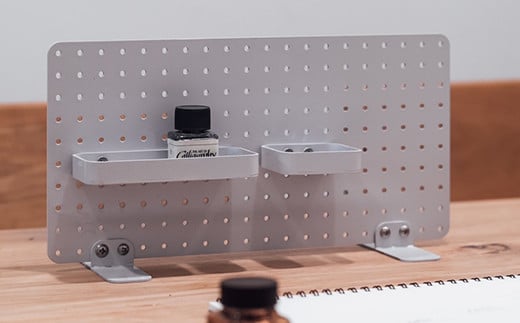 R9 pegboard（収納インテリア）