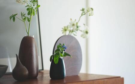 Mango vase -  large　walnut/SASAKI【旭川クラフト(木製品/一輪挿し)】マンゴーベース / ササキ工芸