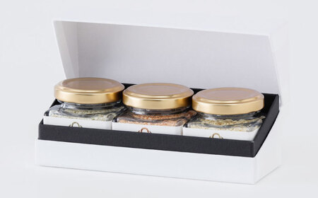 ＜自家農園栽培！＞【 のし / ギフト対応可 】こな柚子こしょう 彩り3種セットGift Box 佐賀県/川原食品株式会社[41AABD002]