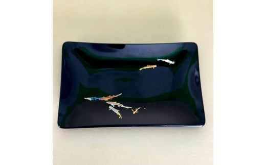 角小皿 鯉 漆黒
