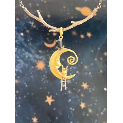 ふるさと納税 甲府市 18金/SV三日月に登るゾウのペンダント(9758) |  | 02