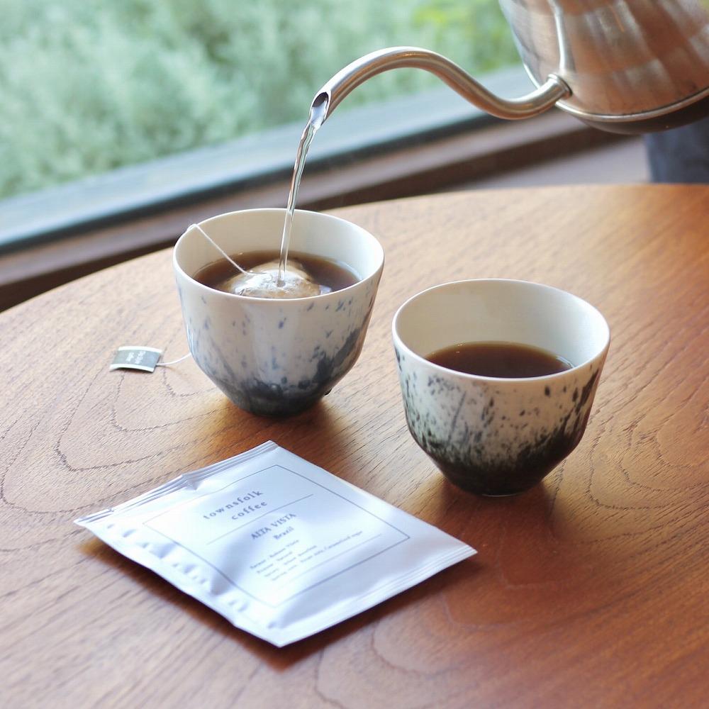 【ふるさと納税】3ヶ月定期便【ディップスタイルコーヒーバッグ 20枚 (10 x 2種)】Single-Serve Coffee bag 20 pack set | 珈琲 飲料 ドリップバッグ ソフトドリンク 人気 おすすめ 送料無料