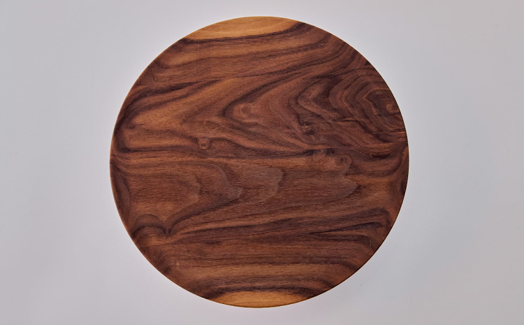 ケーキスタンド ウォールナット 木製 ディスプレイスタンド 幅:30cm 奥行き:30cm 高さ:10cm 重さ:900g 木製皿 天然木 高級 飾り台 ディスプレイ台 インテリア雑貨 手作り 熊本県