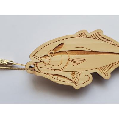 ふるさと納税 佐川町 【カンパチ・ゴールド】11種から選べる ヒノキ薫る 魚のウッドキーホルダー