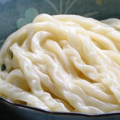 ふるさと納税 桐生市 桐生うどん5袋・ひもかわ5袋・波打うどん5袋・うま香つゆ(瓶)入りセット |  | 01