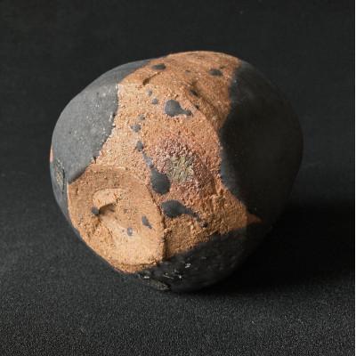 ふるさと納税 丹波篠山市 黒釉印刻茶碗 |  | 01