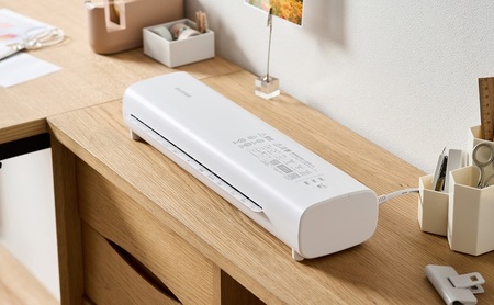 ラミネーター LM32D-W ホワイト アイリスオーヤマ a3 家庭用 75ミクロン 100ミクロン 対応 ラミネート 高速化 時短 保育園 幼稚園 学校 店舗 オフィス コンパクト フレーレバー付き