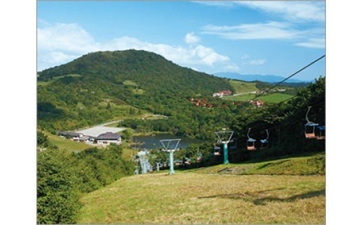 茶臼山高原　リフト