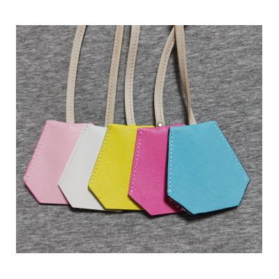 ふるさと納税 豊能町 キーカバー大　牛革プリズム型押し/ピンク |  | 01