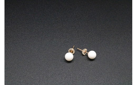 白Tama ピアス 6.1mm～6.5mm | 珊瑚 白珊瑚 サンゴ さんご 白サンゴ ピアス ゴールド アクセサリー 高知県 南国市