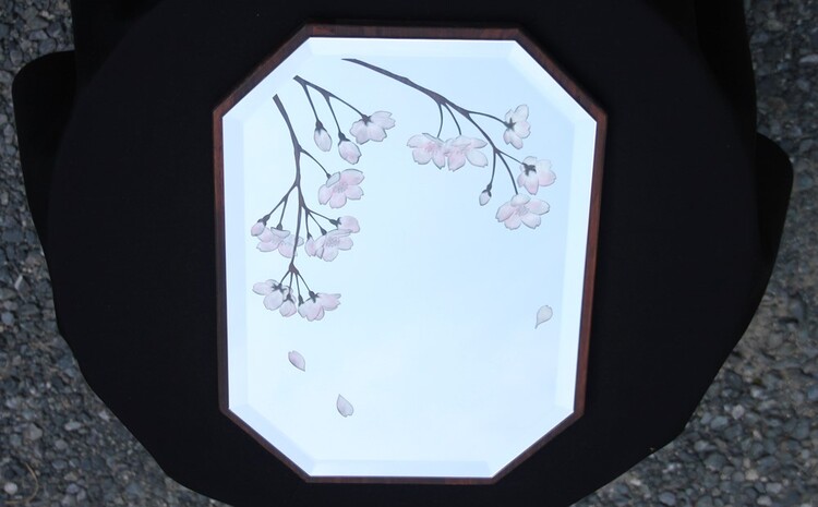 里山彩鏡・枝垂れ桜の壁掛面取り鏡【鏡 枝垂れ桜 桜 天然木 サンドブラスト 壁掛け 高級感 温かみ】 JH4-J024017