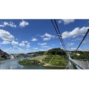 【GRAVITATE OSAKA】入園・吊り橋通行券＆飲食クーポン券(大人2名様+小学生2名様分)【1659394】