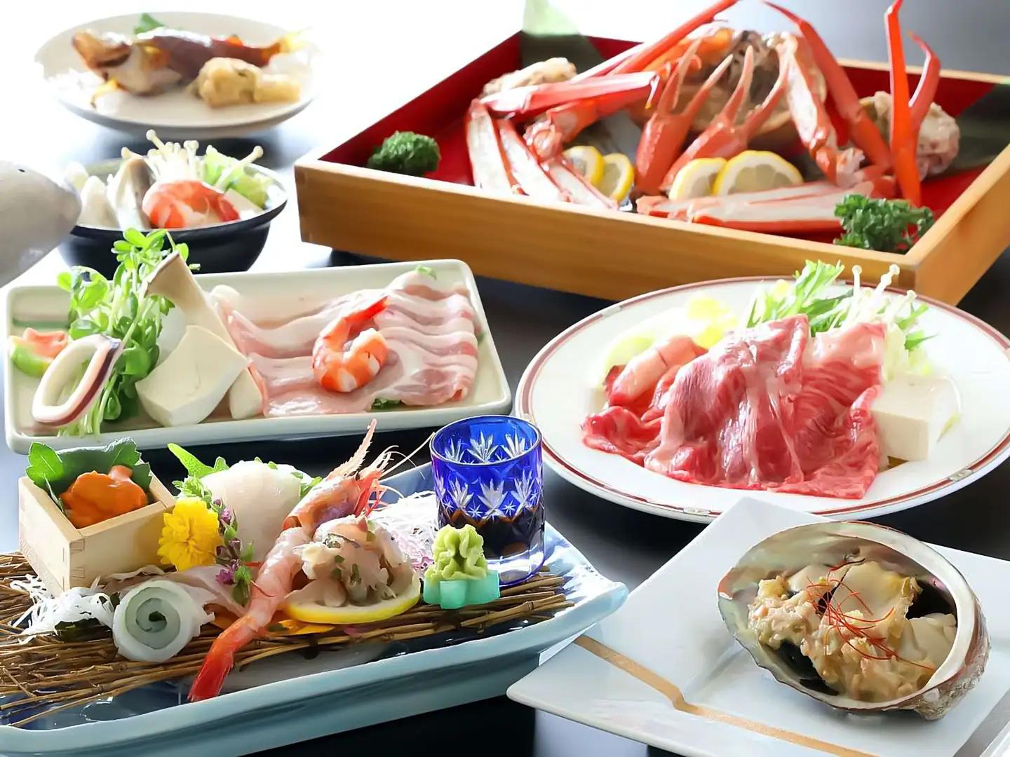 【令和7年産 コシヒカリ (精米) 10kg×愉海亭みやじま】旬の特産品と宿泊利用券セット