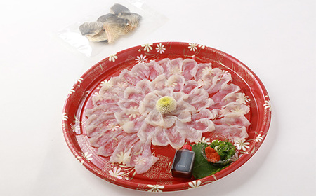 【冷蔵】国産活けとらふぐてっさ・ひれセット　約4～5人前　ヒレ酒も楽しめます!【配送不可地域：離島・北海道・沖縄県・東北・関東・九州】【1517440】