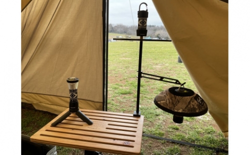 【キャンプ／アウトドア】エッジスタンドテーブル［ドデカテーブル］／Ho.by Houston