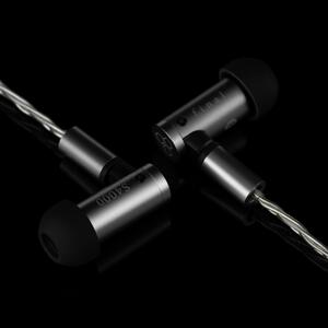有線イヤホン final S4000 ステンレス切削製 2Pinソフトシルバーコートケーブル付属 イヤホン