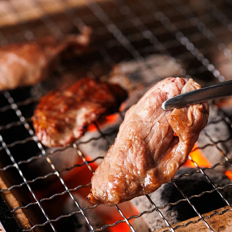 【定期便12ヶ月】 国産 豚ハラミ 1kg（500g×2パック）| 味なし | 豚肉 豚 ホルモン ハラミ はらみ 北海道産 焼肉 焼き肉 キャンプ BBQ おすすめ 手切り 送料無料 北海道 釧路町