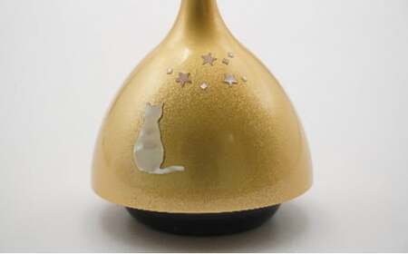 【高岡銅器】エコー　螺鈿猫　金色