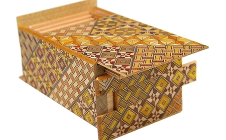 秘密箱２１回仕掛け ４寸 小寄木