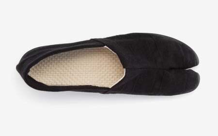 足袋型シューズ『たびりら』色：烏城 27.0cm