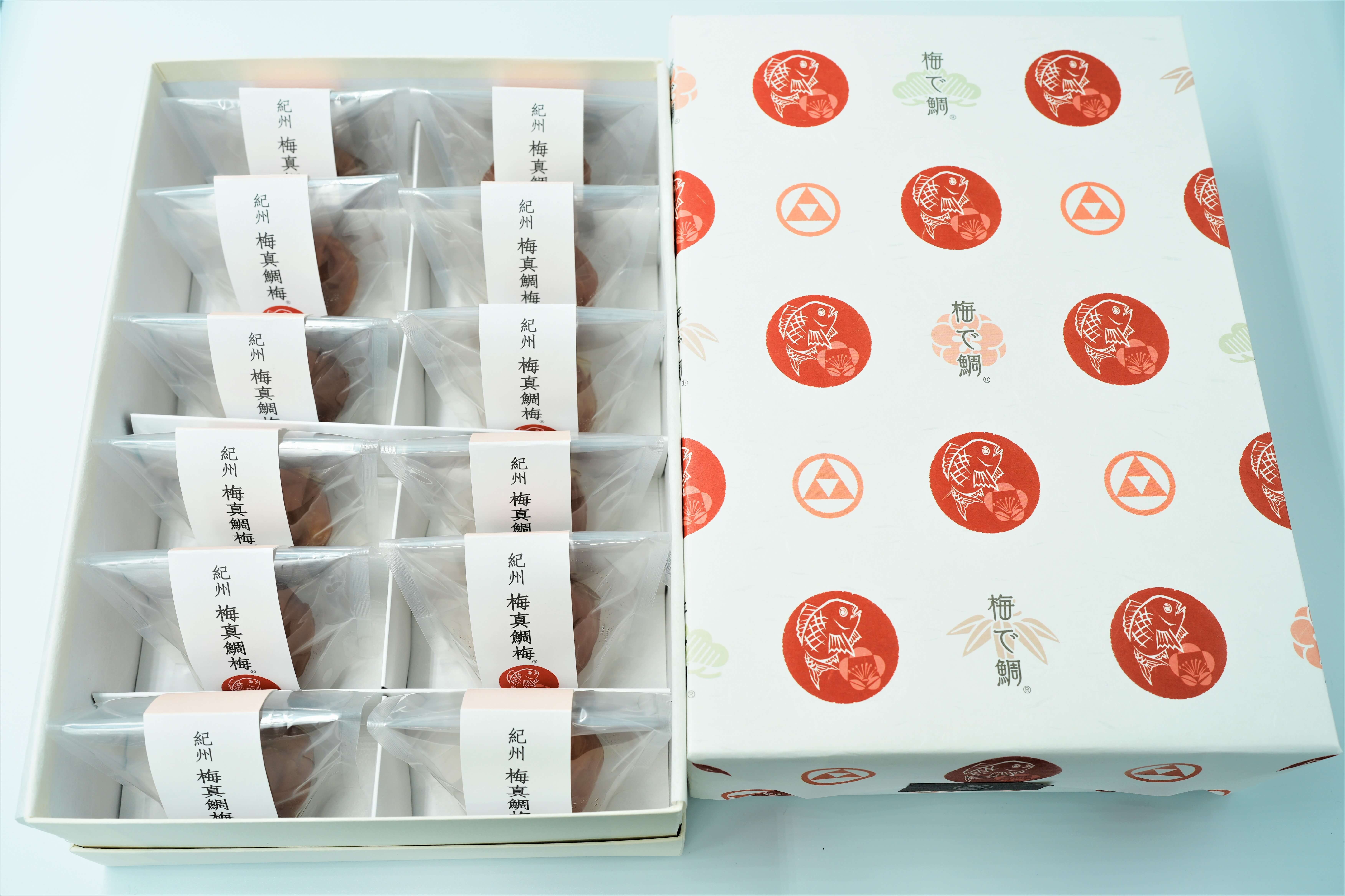 
            M299　【岩谷】紀州　梅真鯛梅　十二個入
          