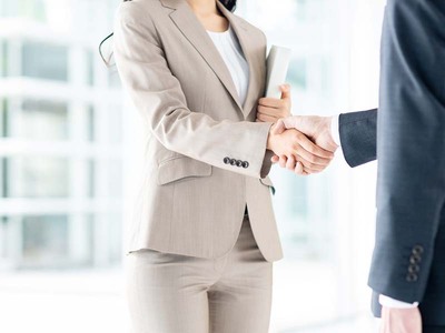 世界に1着・運命の1着のレディースオーダースーツ　900,000円　特注スーツ DAVID LAYER