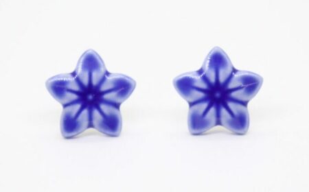 【美濃焼】 ききょう イヤリング 紺色 瑞浪市 / TILEmade タイル アクセサリー ハンドメイド [AZCD011]