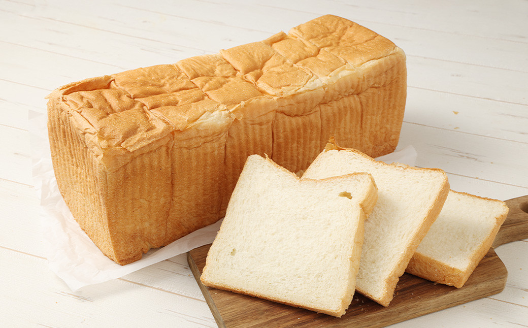 
                  食パン 角食 国産小麦 「春よ恋」100％ 1本（3斤）【指定日必須】【月曜指定不可】【6月から9月配送不可】｜ 添加物不使用 自家製酵母 食パン パン 角食 1本 3斤 袋 冷蔵 国産 北海道産 小麦 朝食 朝ごはん バター カット 洋食 洋菓子 ギフト プレゼント 贈り物 贈答 大阪府 阪南市
                