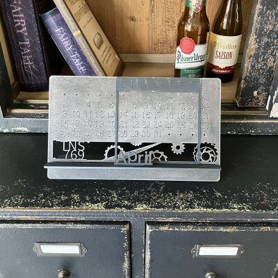 【ふるさと納税】【インダストリアル】アイアン万年カレンダー(スタイリッシュ)【1475416】