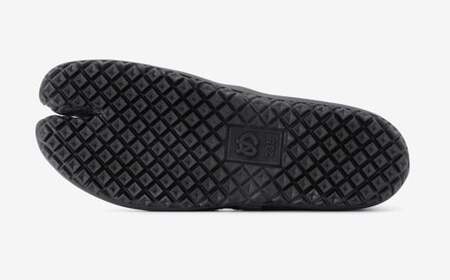 足袋型シューズ『たびりら』色：烏城 23.5cm