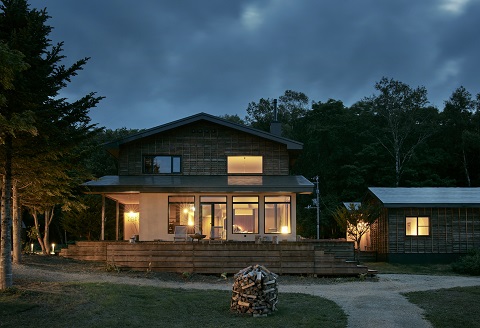 9008.TAPKOP （タップコップ）敷地面積約9000坪の広大な敷地を1日1組限定で貸切できるプライベートヴィラ　ふるさと納税宿泊券2名様 2食付き（コース料理）x 連泊プラン　宿泊券