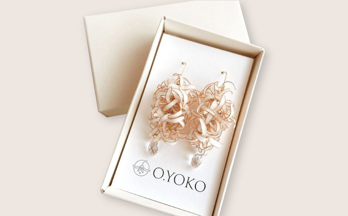 ヒトツバタゴ 耳飾り ( イヤリング )【合同会社かもめ】《対馬市》アメリカンフラワー フック おしゃれ アクセサリー プレゼント [WBP004-2]