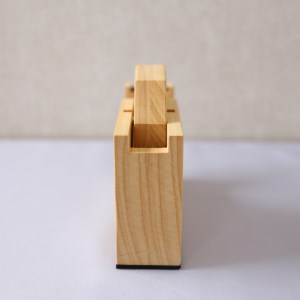 SD0040　《6種の木材から選べる》木製テープカッター （アユース）