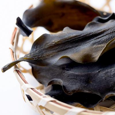 ふるさと納税 新ひだか町 北海道産日高昆布 一等検根昆布 計400g(50g×8袋) |  | 01