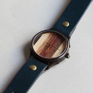 【5種類のナチュラルウッド】を組み合わせて作った文字盤が可愛いハンドメイドウォッチ Lサイズ ベルトカラー：茄子紺 WB081L 茄子紺 腕時計