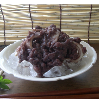 
                  岩手宮古の伝統の味!老舗が打つ、もちもち「あずきばっとう」250g×4パック【1758301】
                